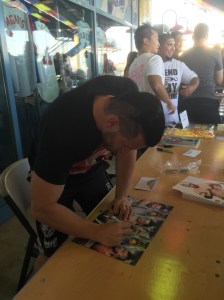 Alex Shelley signing